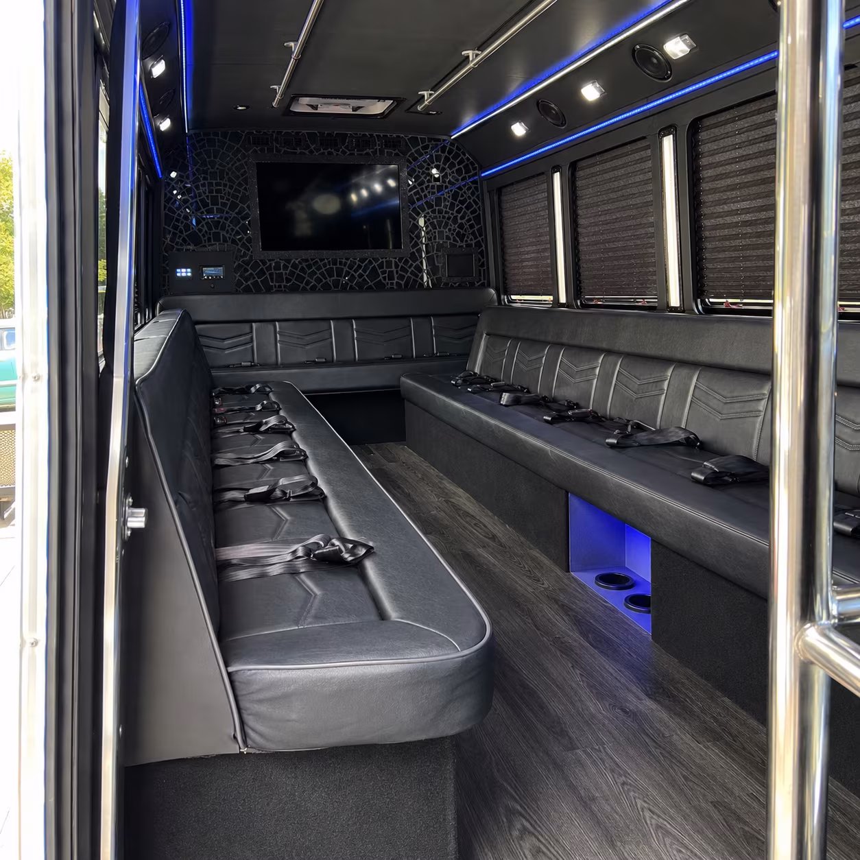 bachelorette party bus rentals for portland nights out