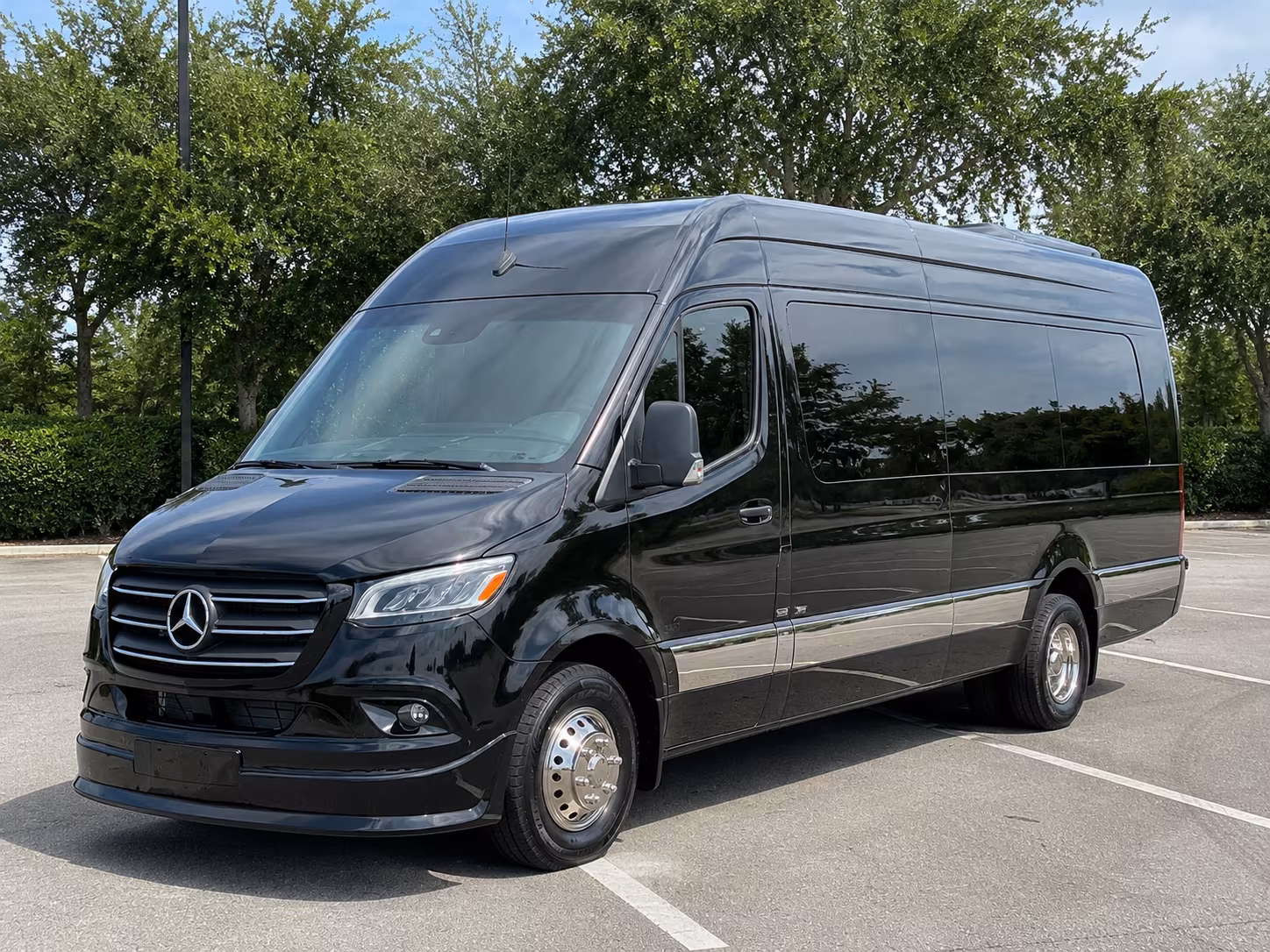 beaverton airport transportation onboard seating