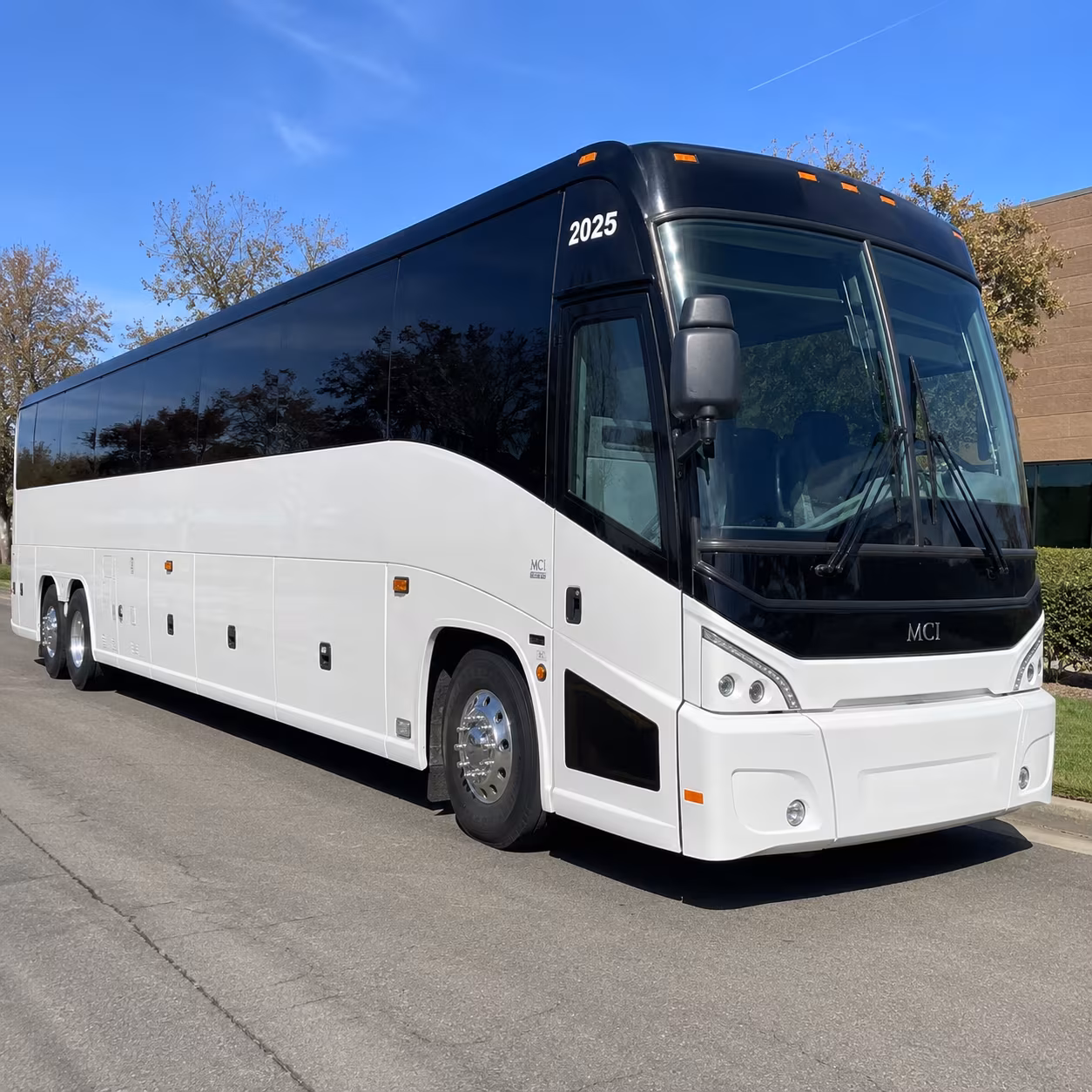 conference and convention shuttle buses to the oregon convention center