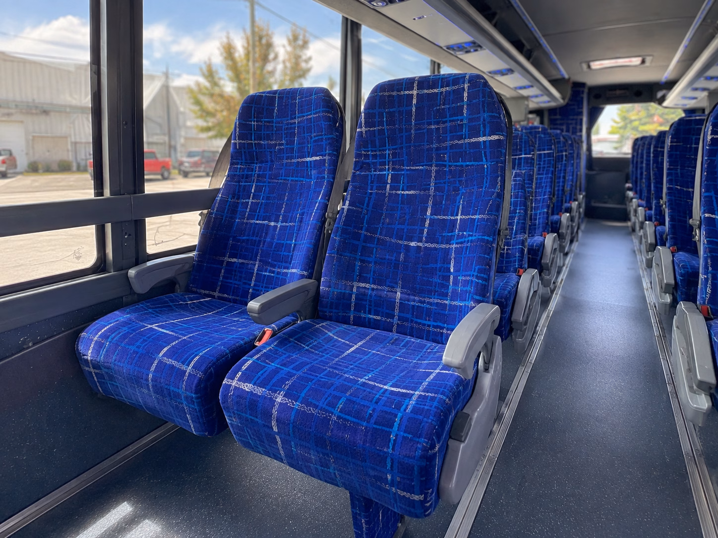how the type of bus changes the price in beaverton oregon