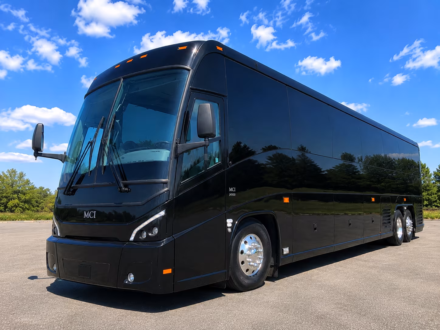 shuttle guests from pdx and portland hotels to your beaverton wedding venue